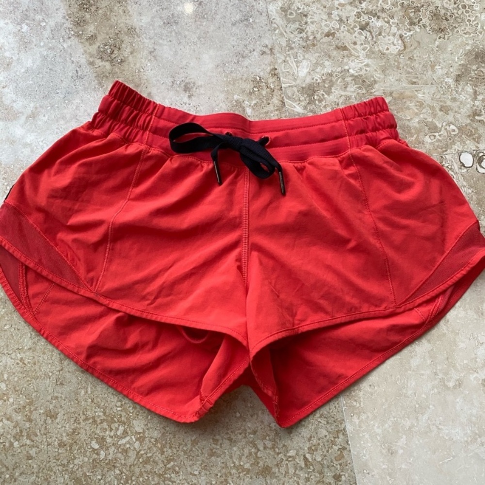 FOUND!Looking for these Lululemon shorts. Size 4/6